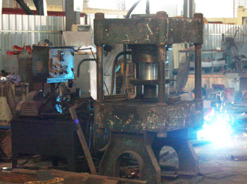 鍛造(zao)液壓機